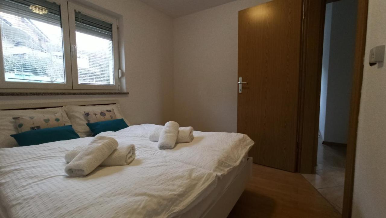 Apartma Apollonio Črni Kal Exterior foto
